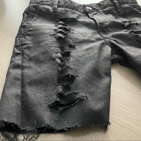 Guess denim shorts - Picture 2 of 4